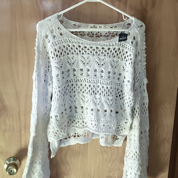 Hollister Sweaters - NWT Hollister knit sweater